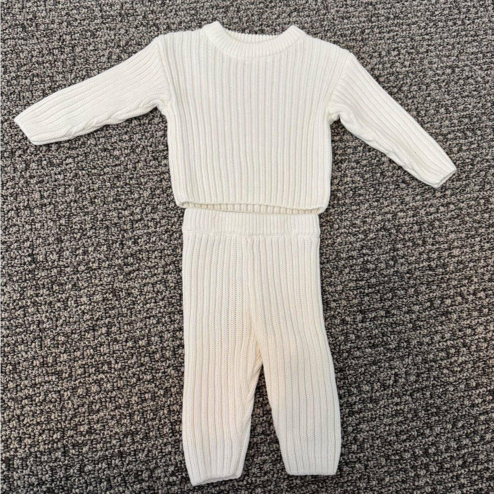 Caden Lane Dove Knit Baby Sweater Set